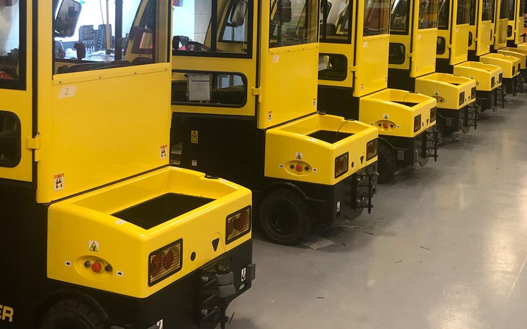 Explosion proof Hyster tow tractors for military application